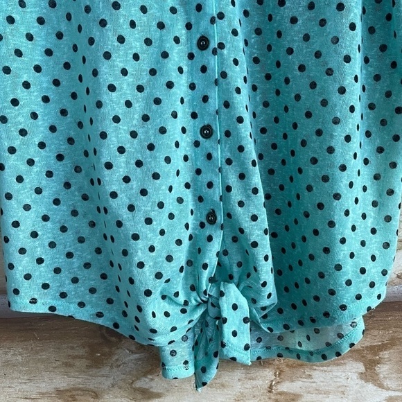 Polkadot semi sheer button front waist tie top XL (Juniors 15-17) - Picture 5 of 10
